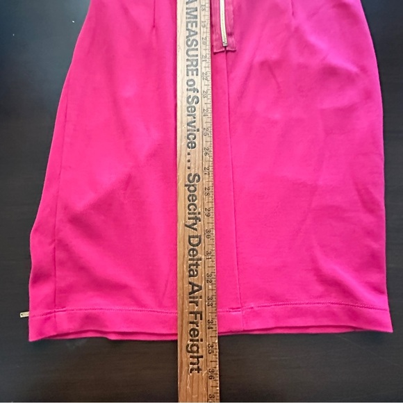 Bella Bicchi Fuchsia Pleated Cap Sleeve Sheath Dress – Size 6 - Picture 8 of 8